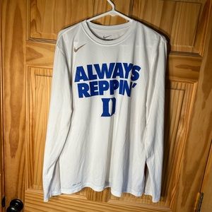 Very small stain in last pic